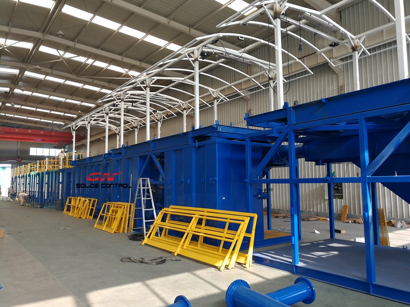 2017.08.10 Helicopter lifting Mud System 4